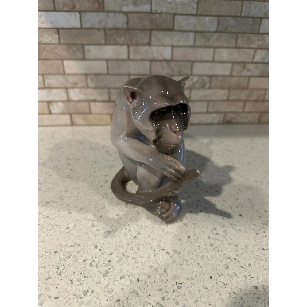 Rare Royal‎ Chopenhagen Porcelain Monkey Holding Tail - Picture 5 of 5
